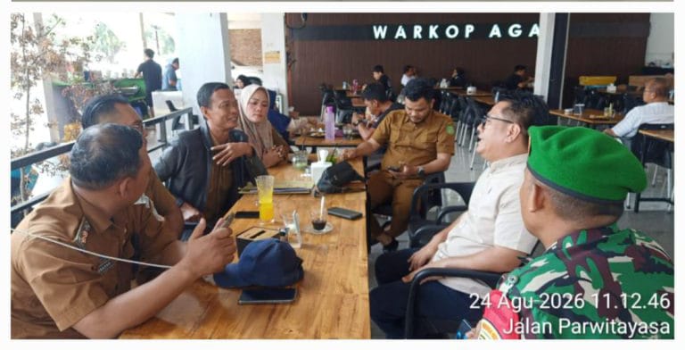 Tim Tiga Pilar Medan Helvetia Tegur Warkop Agam: Parkir di Badan Jalan dan Drainase Harus Ditertibkan